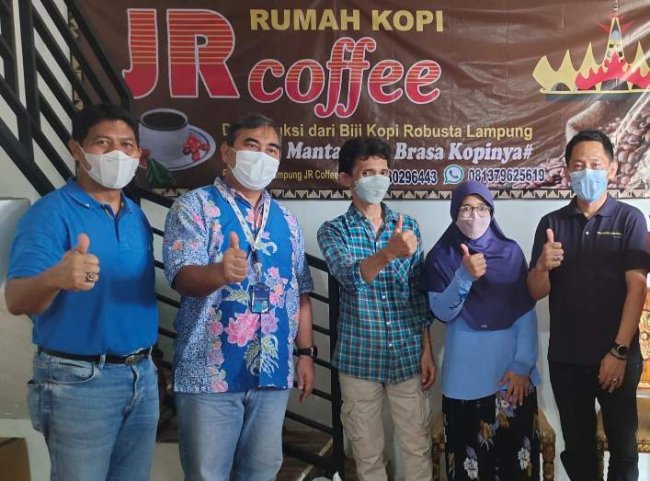 Kisah UMK Mitra Binaan Telkom Lampung, Semakin Berkembang Berkat Digitalisasi    