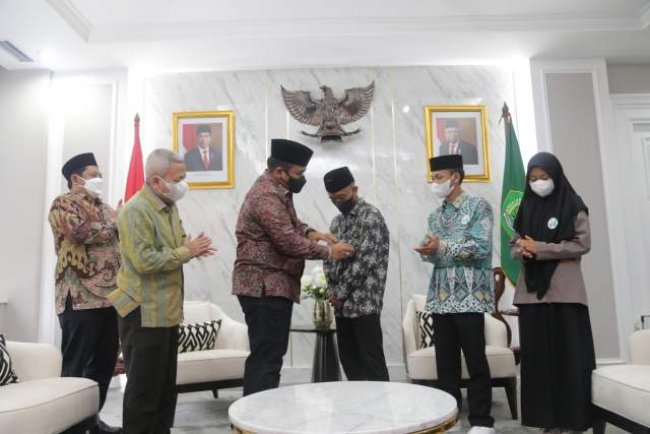  'Serahkan’ Kursi Menag ke Afi Ahmad Ridlo, Gus Yaqut: Laksanakan, Amankan!