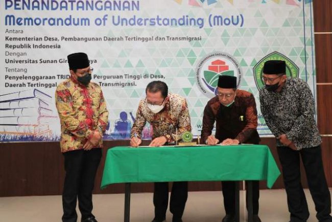 Perkuat Pertides, Kemendes PDTT Teken MoU dengan Unsuri Surabaya 