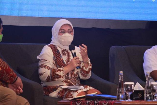 Menaker Dorong Kesetaraan Gender di Industri Musik