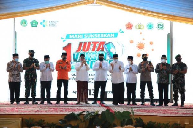 Menag Ajak Umat Sukseskan Vaksinasi Booster
