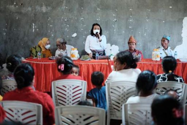 Kunjungi Desa Pusu Di NTT, Menteri Bintang Tegaskan Pentingnya Penanganan dan Cegah Stunting