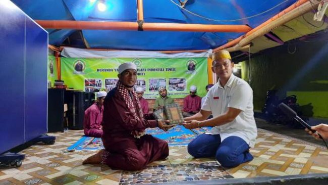 Yayasan Muslim Sinar Mas Land Salurkan Wakaf Mushaf Al-Qur’an Kepada Beranda Yatim dan Dhuafa Indonesia Timur 