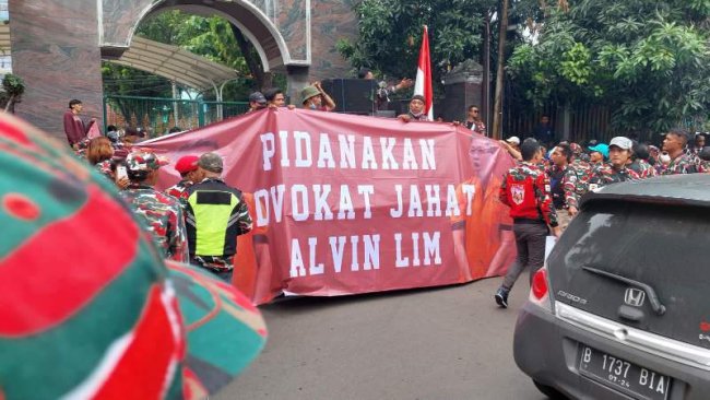 Unjuk Rasa di Kejagung, Laskar Merah Putih: Tangkap dan Penjarakan Alvin Lim