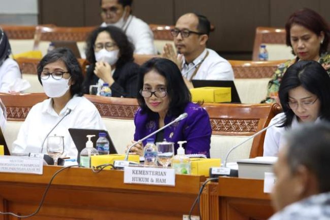 Sampaikan DIM RUU KIA Ke DPR RI, Menteri Bintang:  Pemerintah  Komitmen Wujudkan Kesejahteraan Ibu dan Anak