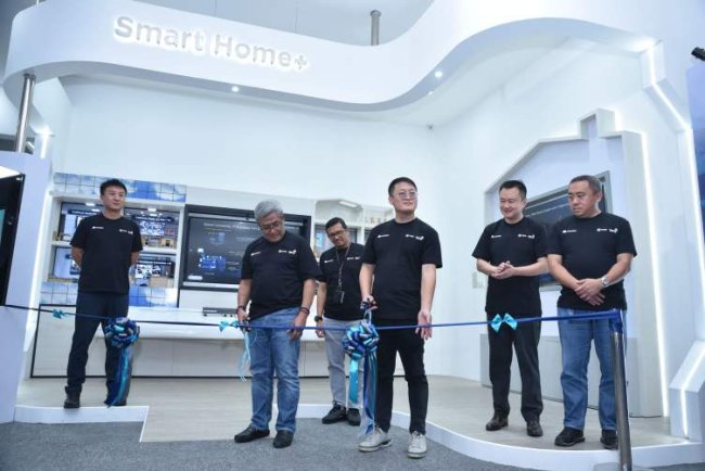 Telkom Melalui ITDRI Kembangkan Skill Digital Talenta Muda, Luncurkan Interplay Smart Home+ di Innovation Center