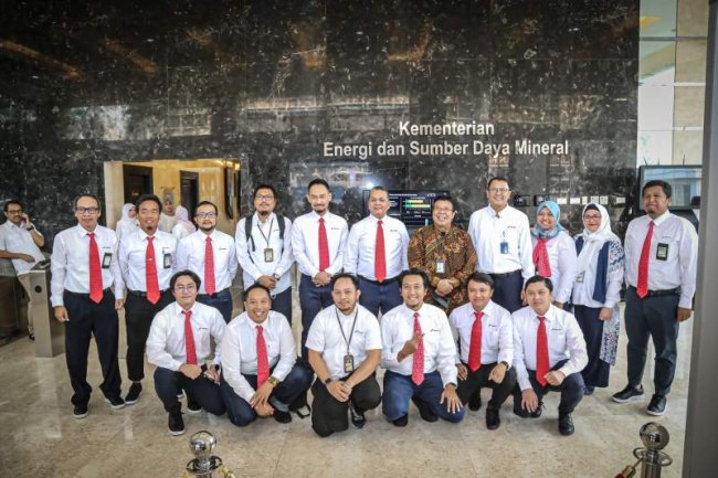 Perwira Pertamina Raih Penghargaan Satyalancana Wira Karya dan Penghargaan Dharma Karya Energi ESDM
