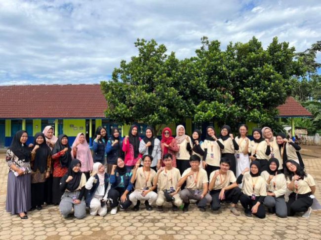 Gandeng Forum Anak Pesawaran, Gerakan UI Mengajar Gelar Kelas Khusus untuk Murid SDN 26 Tegineneng