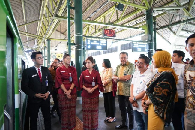 15.578 Pelanggan KAI Wisata Padati Libur Panjang Tahun Baru Imlek 2024