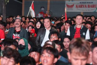 Nobar Bersama Masyarakat, Pj Gubernur Banten Al Muktabar : Bangga Timnas U-23