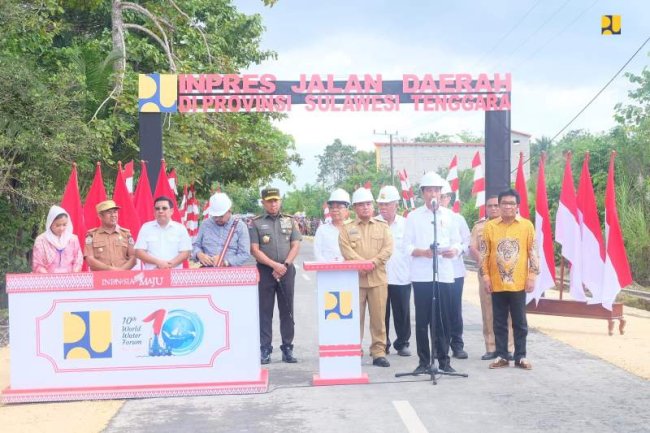 Presiden Jokowi Resmikan Jalan Daerah 165 km di 15 Kabupaten/Kota Sulawesi Tenggara
