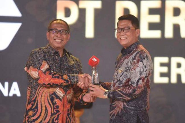 Sukses Perluas Akses Energi, Pertamina Raih Tiga Penghargaan CNN Indonesia Awards 2024