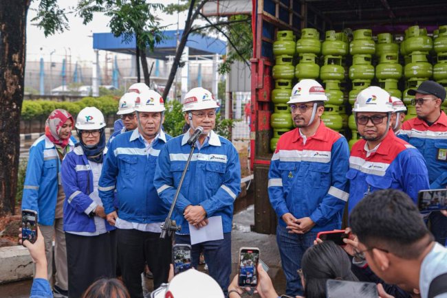 Pastikan Isi gas LPG Sesuai Takaran Mendag Bersama Pertamina Patra Niaga Kunjungi SPBE Di Tanjung Priok