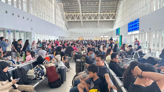 Moment Libur panjang 100 Ribu Tiket Whoosh Telah Terjual, Stasiun Halim Paling Padat Penumpang