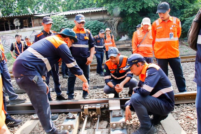 KAI Daop 1 Jakarta Pastikan Sarana dan Prasarana KA Andal saat Libur Natal dan Tahun Baru 