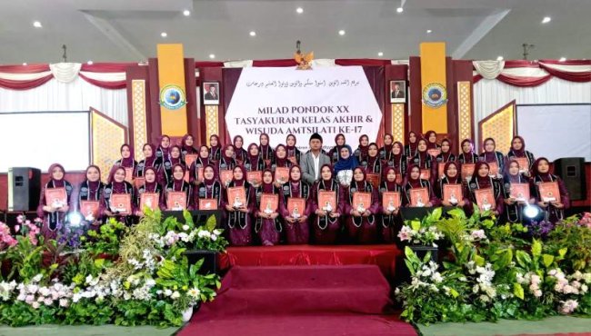 Pondok Pesantren As Sa'idiyyah 2 Bahrul Ulum Tambakberas Rayakan Milad ke-20 dan Wisuda Akbar Amtsilati ke-17