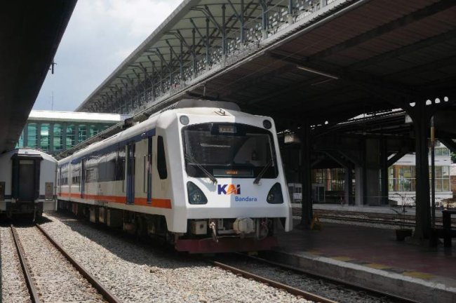 KA Srilelawangsa, Mudahkan Masyarakat Menuju Bandara Kualanamu