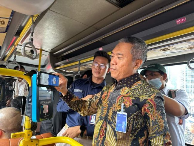 Berikan Kecepatan dan Kemudahan dalam Genggaman, BRI Luncurkan QRIS TAP