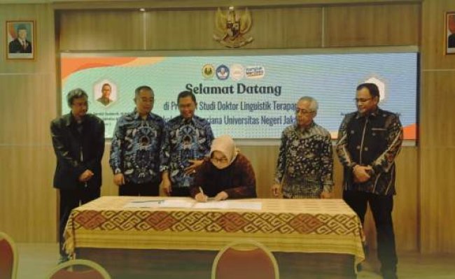 Selamat! Prodi Doktoral Linguistik Terapan UNJ Raih Predikat Unggul