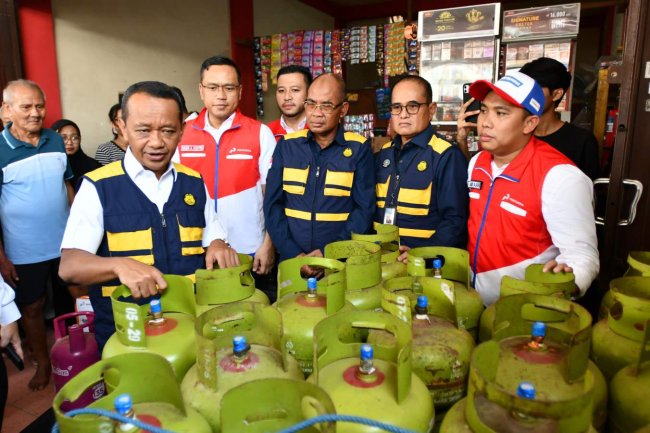 Menteri ESDM Apresiasi Kesiapan Satgas Ramadan Idulfitri Pertamina 2025, Pasokan dan Distribusi Energi Jawa Timur Aman dan Terjamin