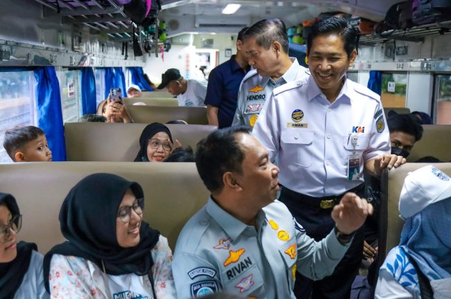 KAI Daop 1 Jakarta Berangkatkan 11.644 Penumpang Program Mudik Gratis Bersama BUMN 2025