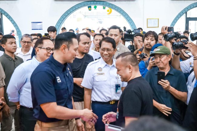 Menko AHY dan Wamen BUMN Tinjau Stasiun Pasarsenen, Daop 1 Jakarta Catat 722 Ribu Lebih Telah Terjual