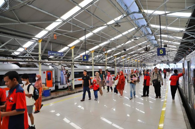 2.202.452 Transaksi, Access by KAI Jadi Solusi Praktis dan Andal Selama Mudik Lebaran 2025