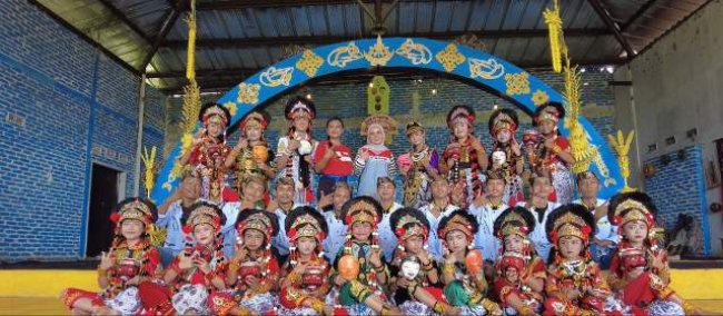 Tari Topeng Mimi Rasinah, Warisan Seni Tari Indramayu Tari Topeng Mimi Rasinah, Warisan Seni Tari Indramayu