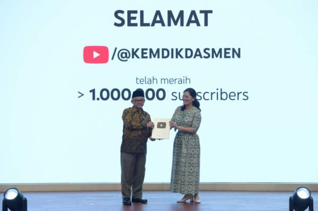 Kemendikdasmen Raih Gold Play Button - YouTube Kemendikdasmen Raih Gold Play Button - YouTube