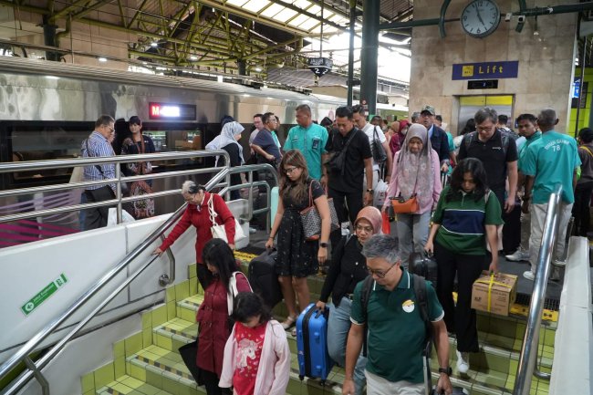 Libur Waisak dan Cuti Bersama, Daop 1 KAI Jakarta Jalankan 5 KA Tambahan per Hari