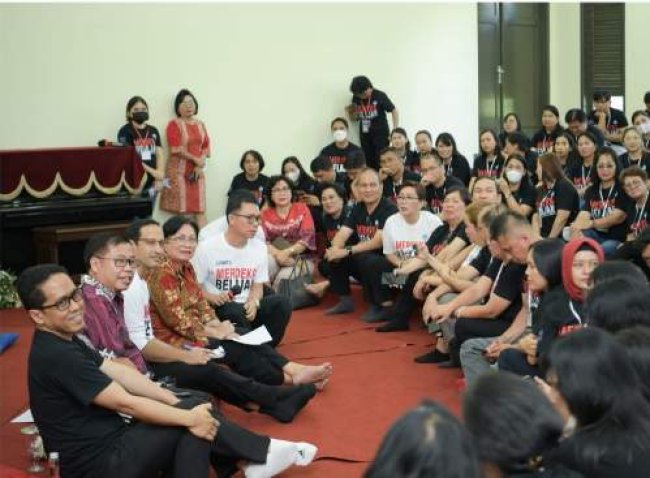 Kunjungi Sulawesi Utara, Mendikbudristek Tinjau Transformasi Pendidikan Melalui Program-Program Penggerak