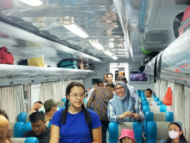 KAI Daop 1 Jakarta Siapkan 8 KA Tambahan Menjelang Libur Panjang Hari Raya Idul Adha