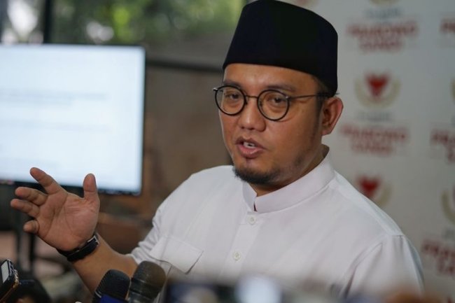 Walikota Bobby Dikritik Panda Nababan, Anak Buah Prabowo Kasih Saran Ajak Keliling Kota Medan