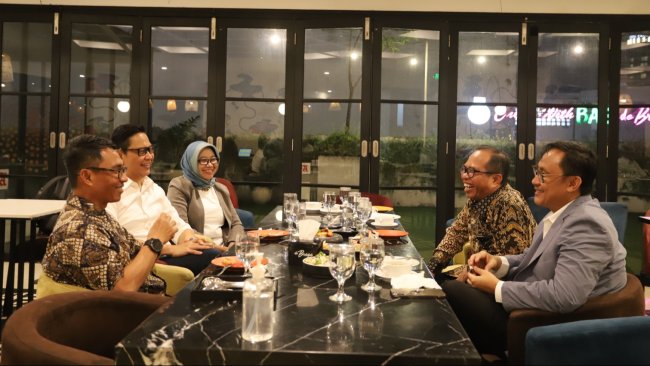 BPJPH dan PT Pos Indonesia Jajaki Kerja Sama Jaminan Produk Halal