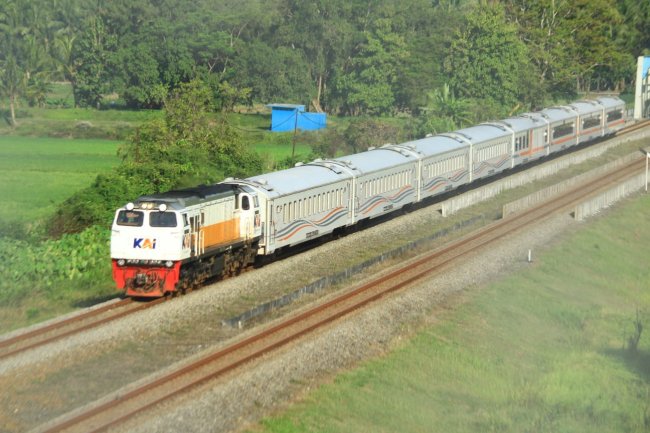 KA Joglosemarkerto Jadi Kereta Api Dengan Jumlah Penumpang Terbanyak Selama Periode Januari – September 2024