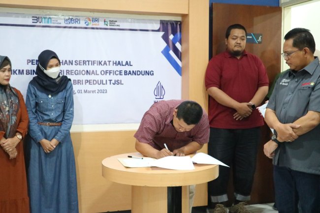 Dorong Pengusaha Bersaing di Pasar, BRI Peduli Bagikan Bantuan Sertifikat Halal Kepada 200 Pelaku UMKM