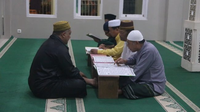 Personel Polda Jambi Ini Bikin Bangga Polri, Dirikan Lembaga Pendidikan Al Quran Hingga Ajari Masyarakat Mengaji