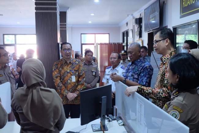 Potensi Pelabuhan Soekarno Hatta Makassar Sebagai Pelopor ZI Kawasan