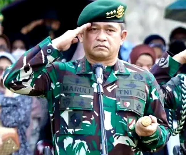 Resmi Dilantik Jokowi Jadi KSAD, Ini Profil Jenderal Maruli Simanjuntak  