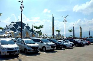 Viral Pungli Parkir di Masjid Al Jabbar, Sekda Janji Bakal Ada Penertiban dan Sanksi
