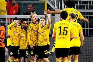 Hajar Atletico Madrid 4-2, Borussia Dortmund Melaju ke Semifinal!