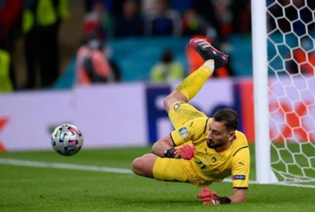 Donnarumma Tampil Cemerlang Tapi Gol Bunuh Diri Bikin Italia Tumbang, Spanyol Susul Jerman!
