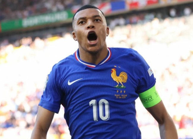 Lini Serang Prancis Akhirnya Cetak Gol, Penalti Mbappe Dibalas Robert Lewandowski