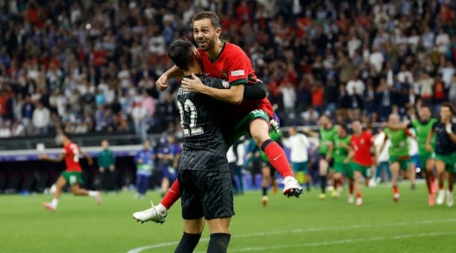 Portugal Tuntaskan Slovenia via Adu Penalti, Ronaldo Cs Tantang Prancis di Perempat Final!