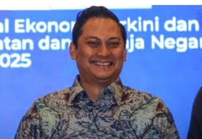 Dilantik Presiden Jokowi Sore Ini, Keponakan Prabowo Bakal Jabat Wamenkeu