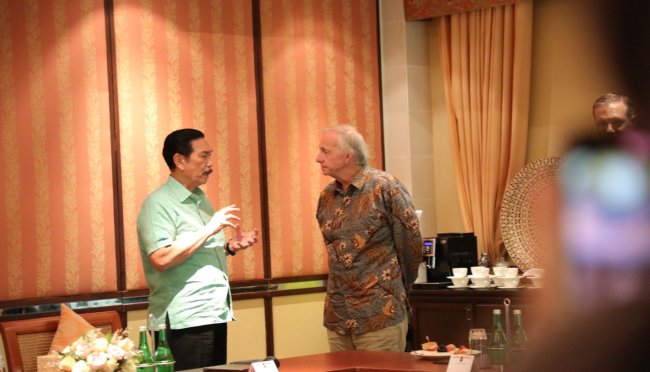 Temui Ray Dalio, Menko Luhut Minta Masukan Soal Family Office