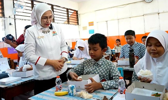 Hari Pertama MBG di Jakarta: 4 SPPG Layani 41 Sekolah, Suplai Makanan untuk 12.054 Siswa