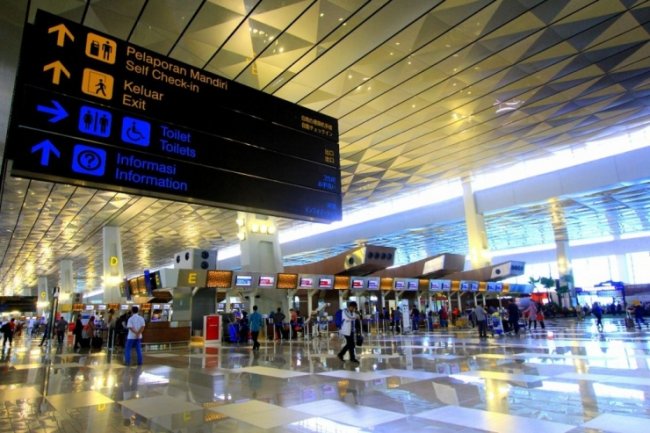 8 Hari Pelaksanaan Angkutan Nataru, Penumpang Pesawat di Bandara AP II Nyaris Tembus 2 Juta Orang