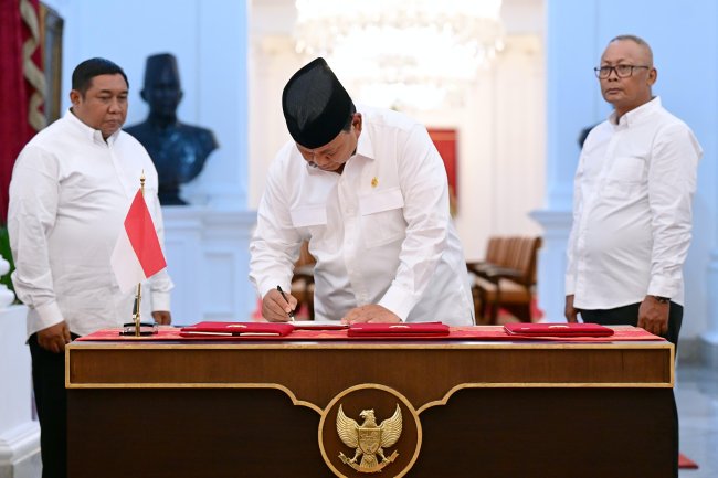 Prabowo Teken PP Penghapusan Piutang Macet UMKM