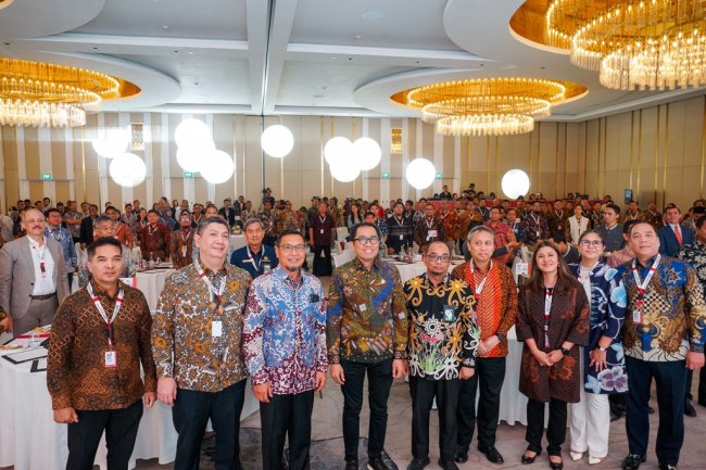 Wamenperin Resmikan Pabrik Pipa Seamless Pertama di Asia Tenggara